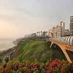 Moonlight Miraflores